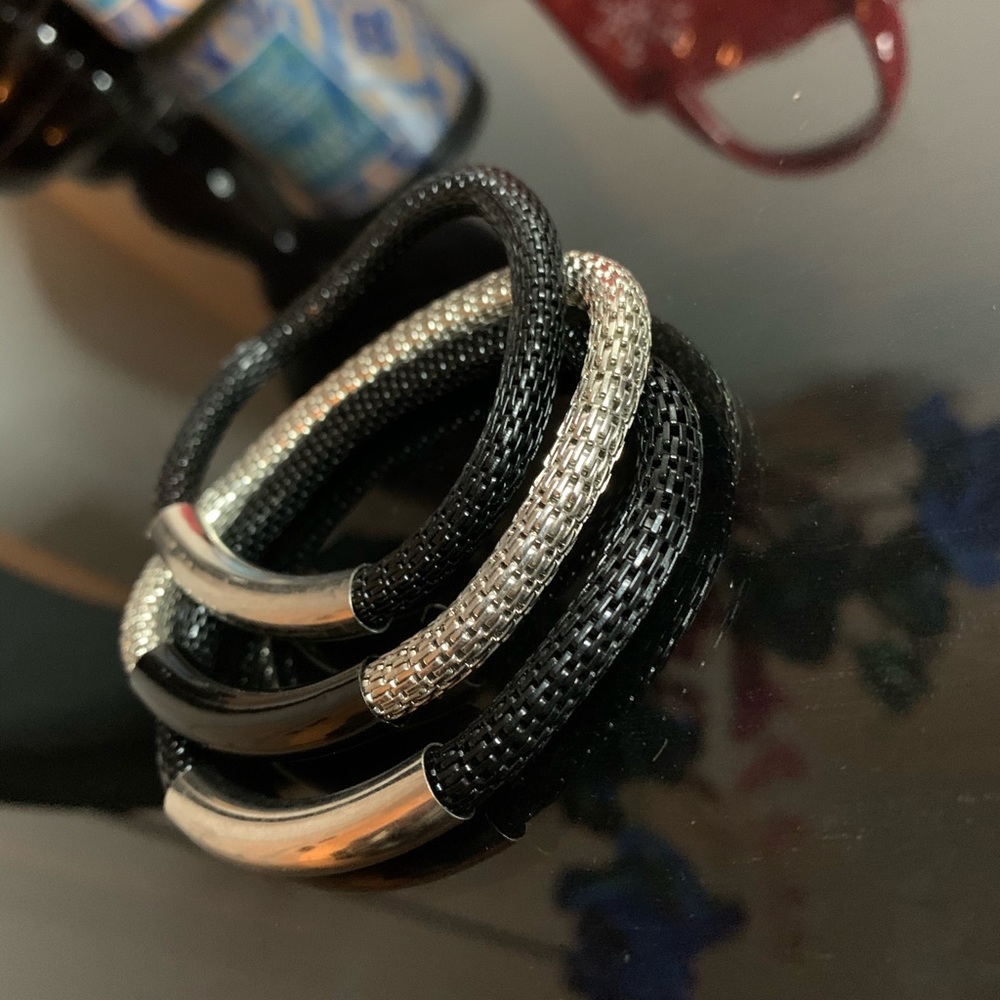 3 black&silver bracelets 🖤🤍 - Picture 4 of 5